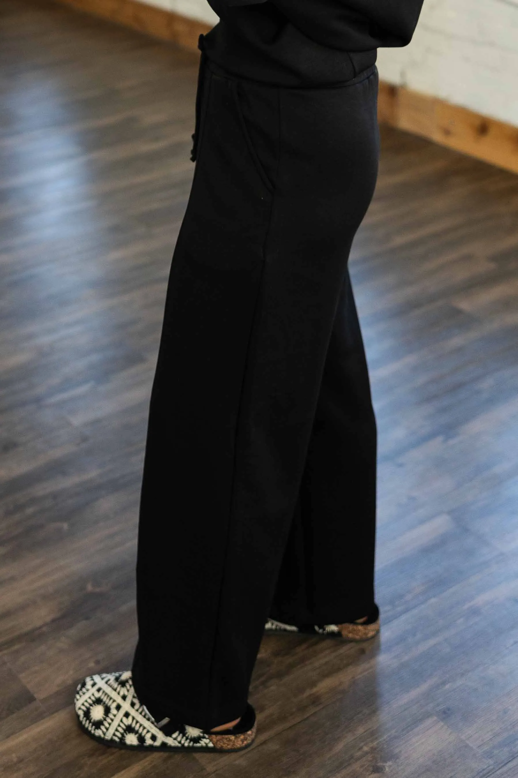 ALLISON SCUBA CROPPED PANTS