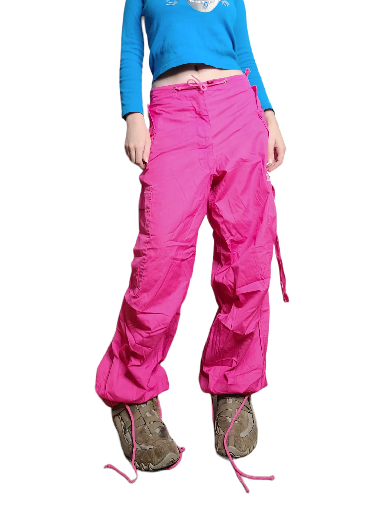 Cargo parachute rose
