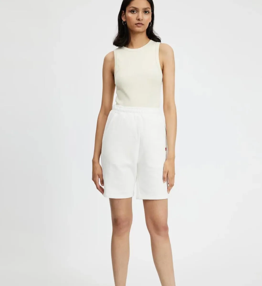 Deus ex Machina Womens White Fleece Shorts Size 8 (New)