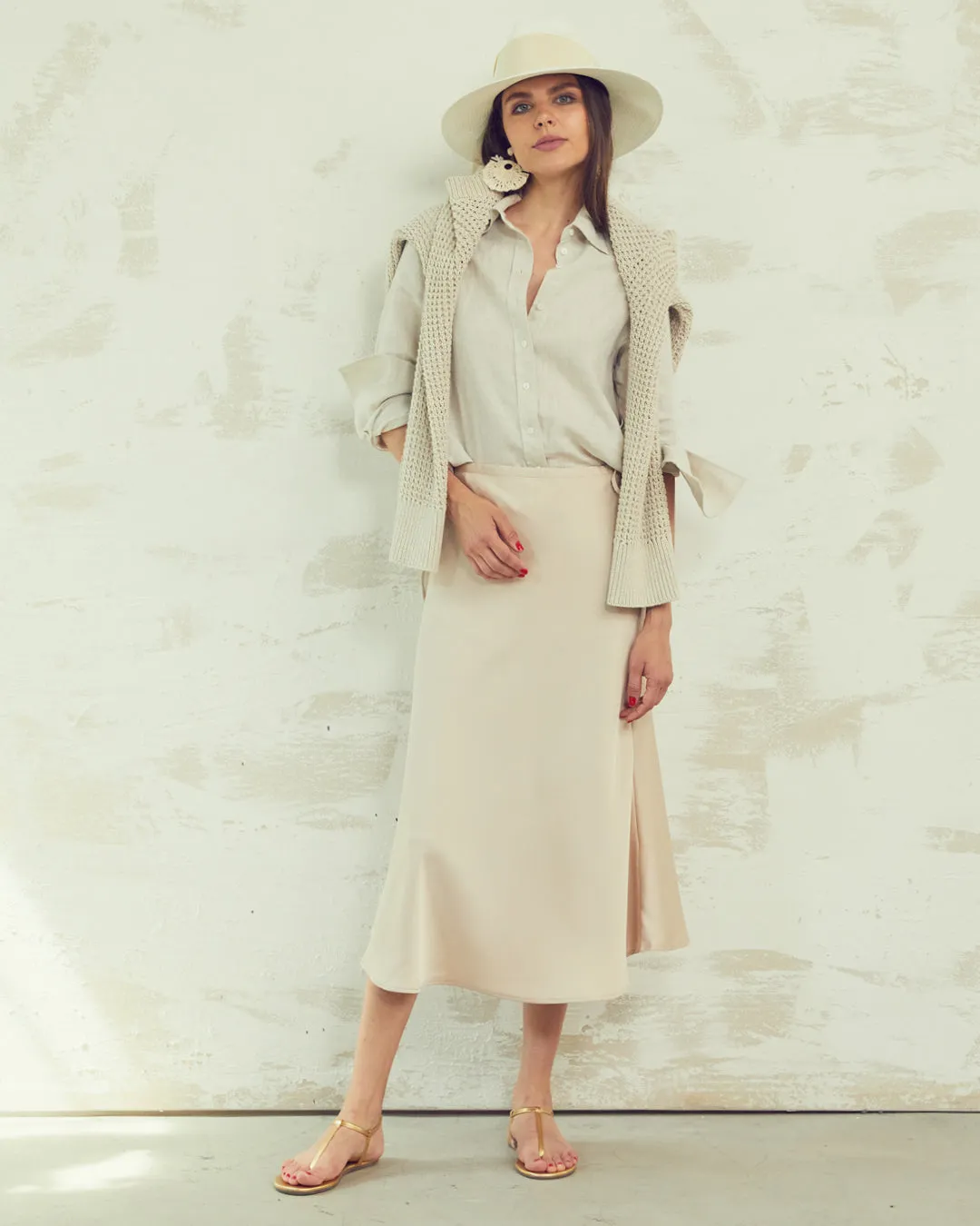 Donna Button-Down Shirt in Oatmeal Linen