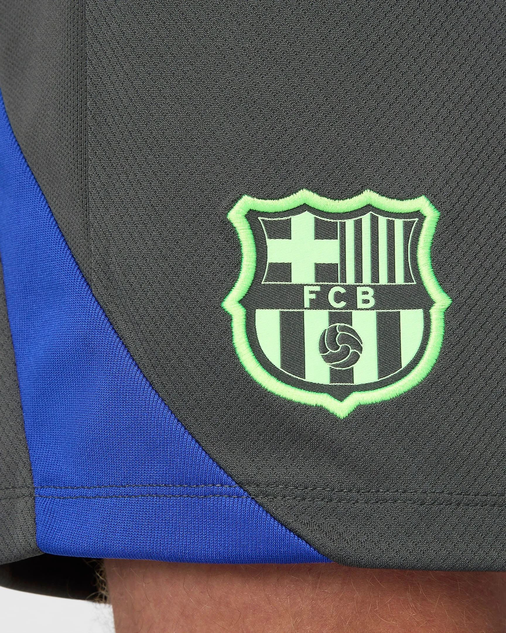 F.C. Barcelona Strike Third Men's Nike Dri-FIT Football Knit Shorts
