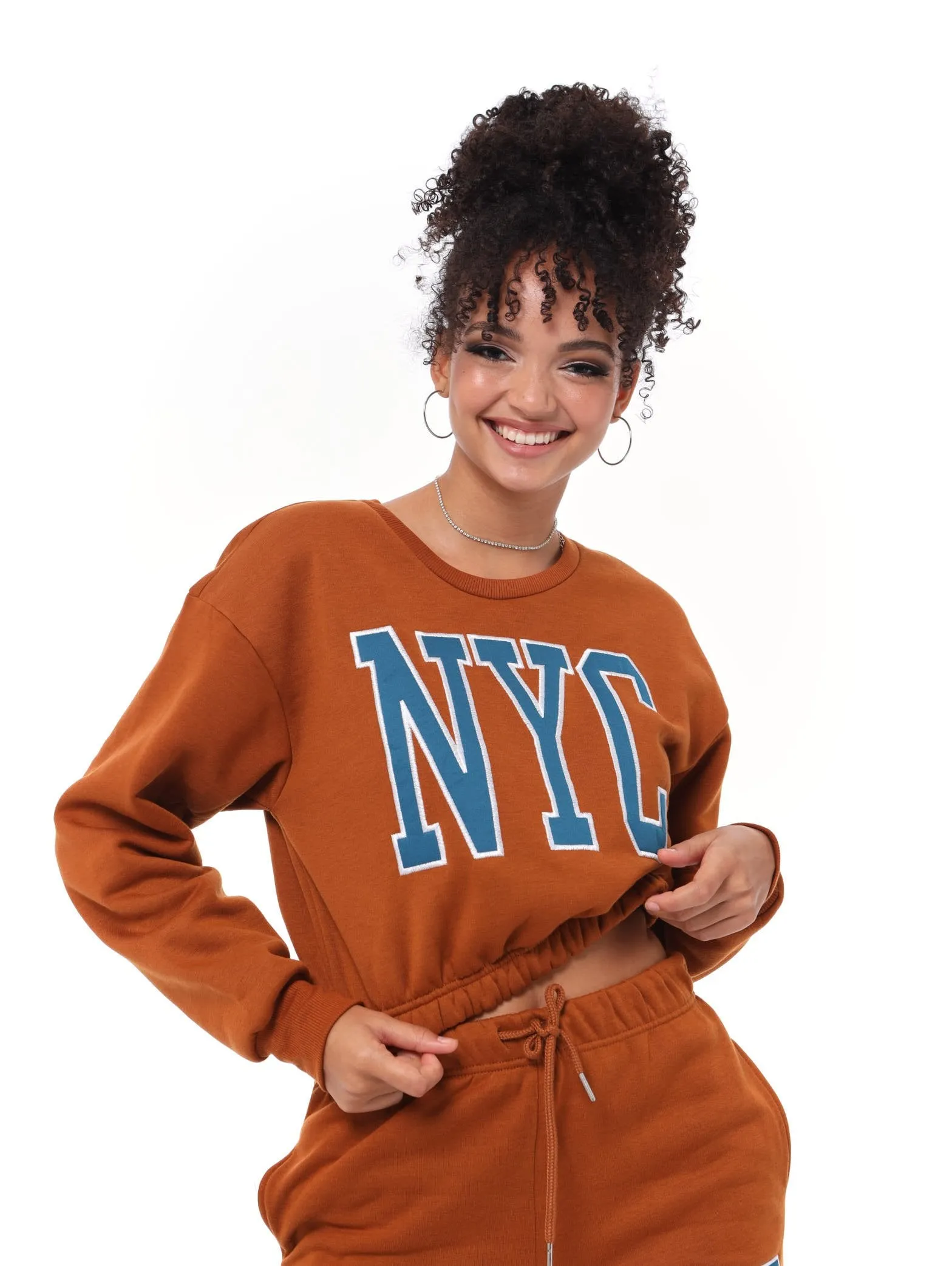 Ladies Cropped Elasticated Applique Active Top - Brown
