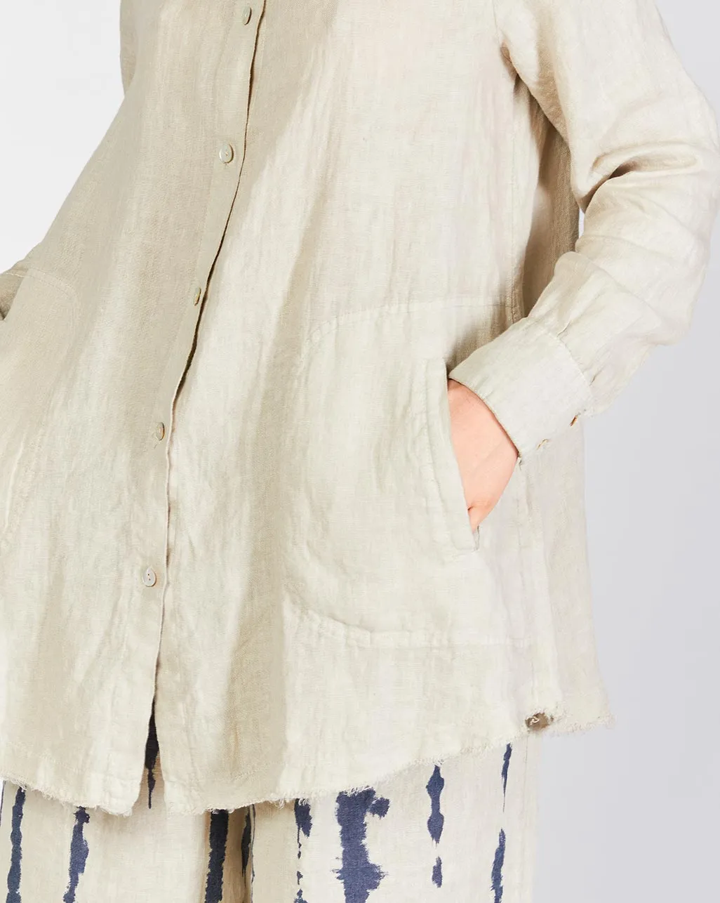 Linen Pleat Back Long Sleeve Button-Up Shirt