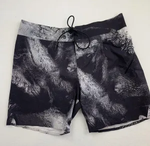 Lululemon Athletica Men’s Shorts Size 36