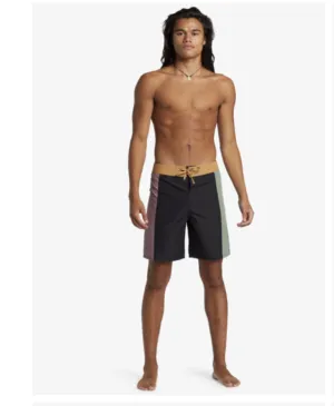 MADE BETTER BOARDSHORT 18.5"