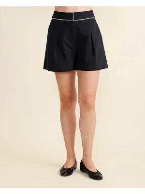 Maria Black Short