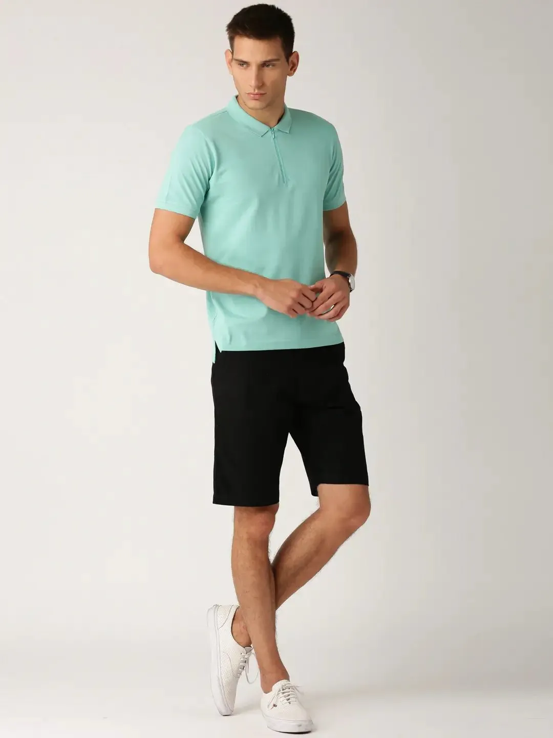 Men Black Solid Regular Fit Regular Shorts