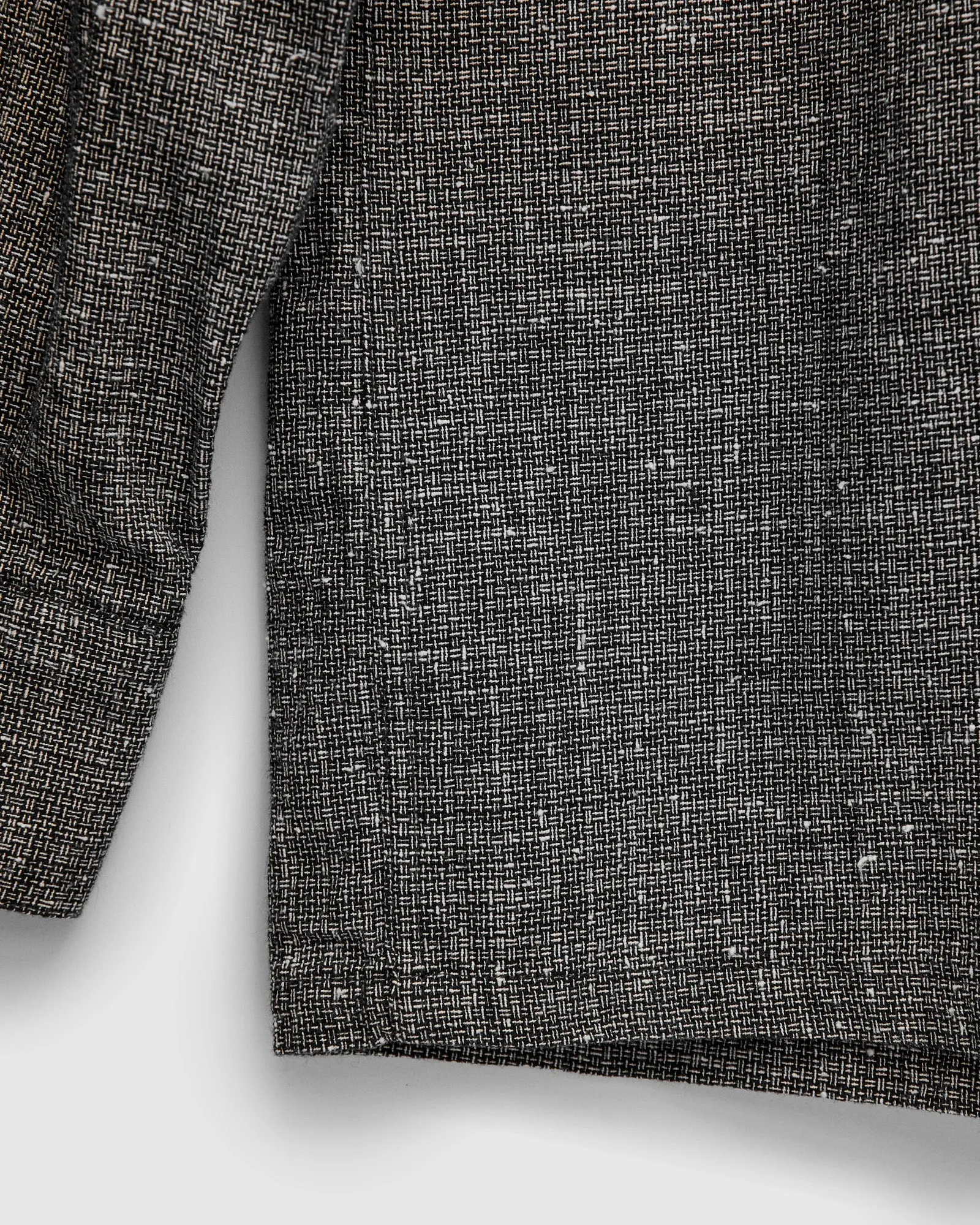 Nep Check Linen Button-Down Shirt in Charcoal