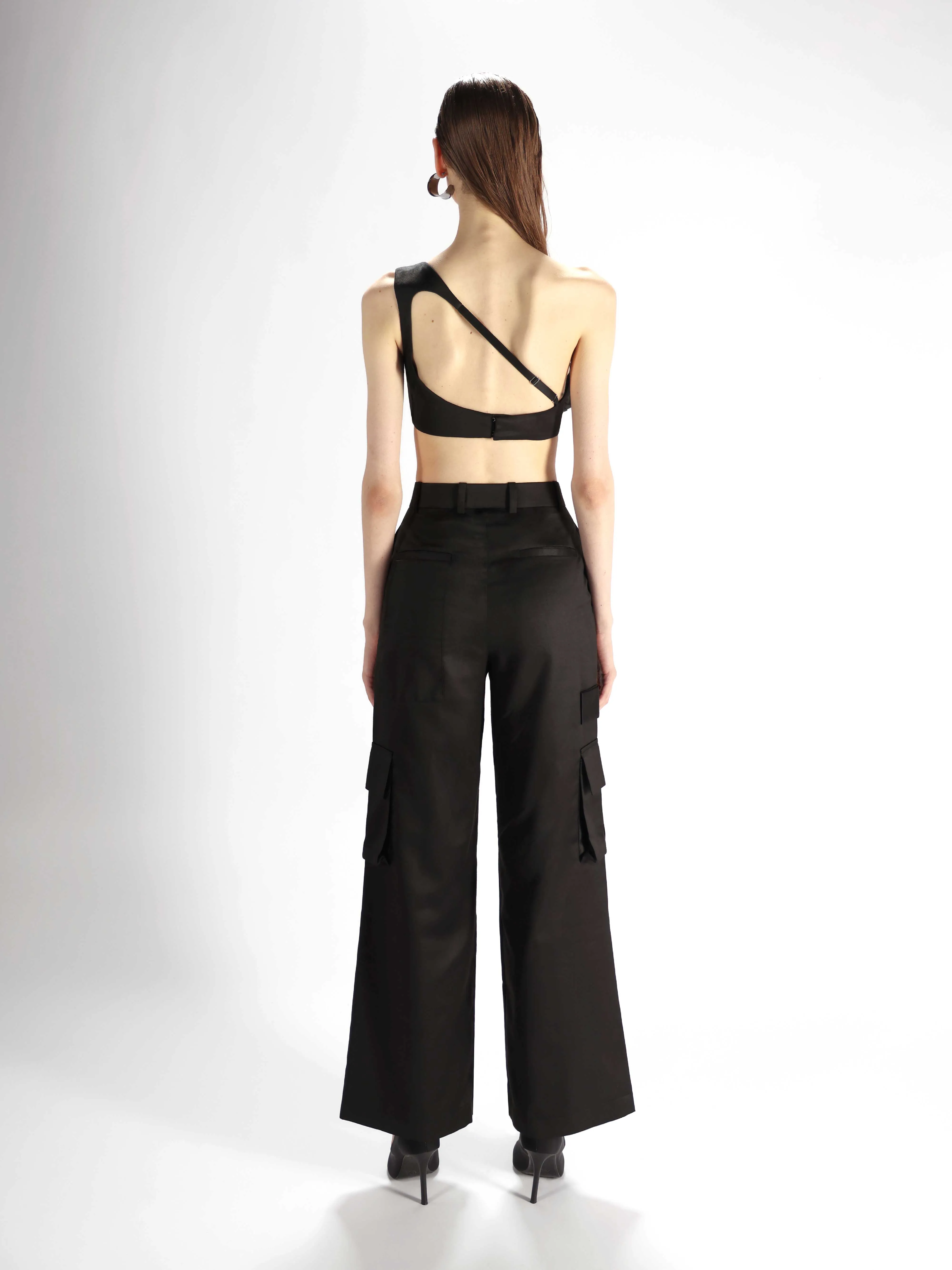 Noire Cargo and Underwire Top Set