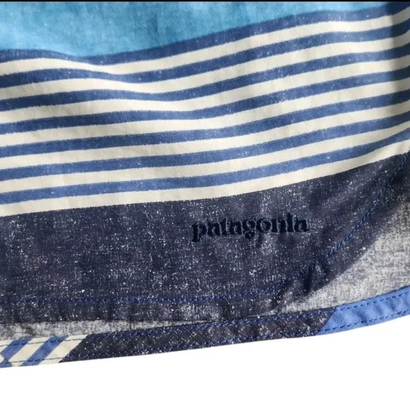 NWT Patagonia Wavefarer 5&quot; Board Shorts Fitz Stripe Blue Beach Womens 10