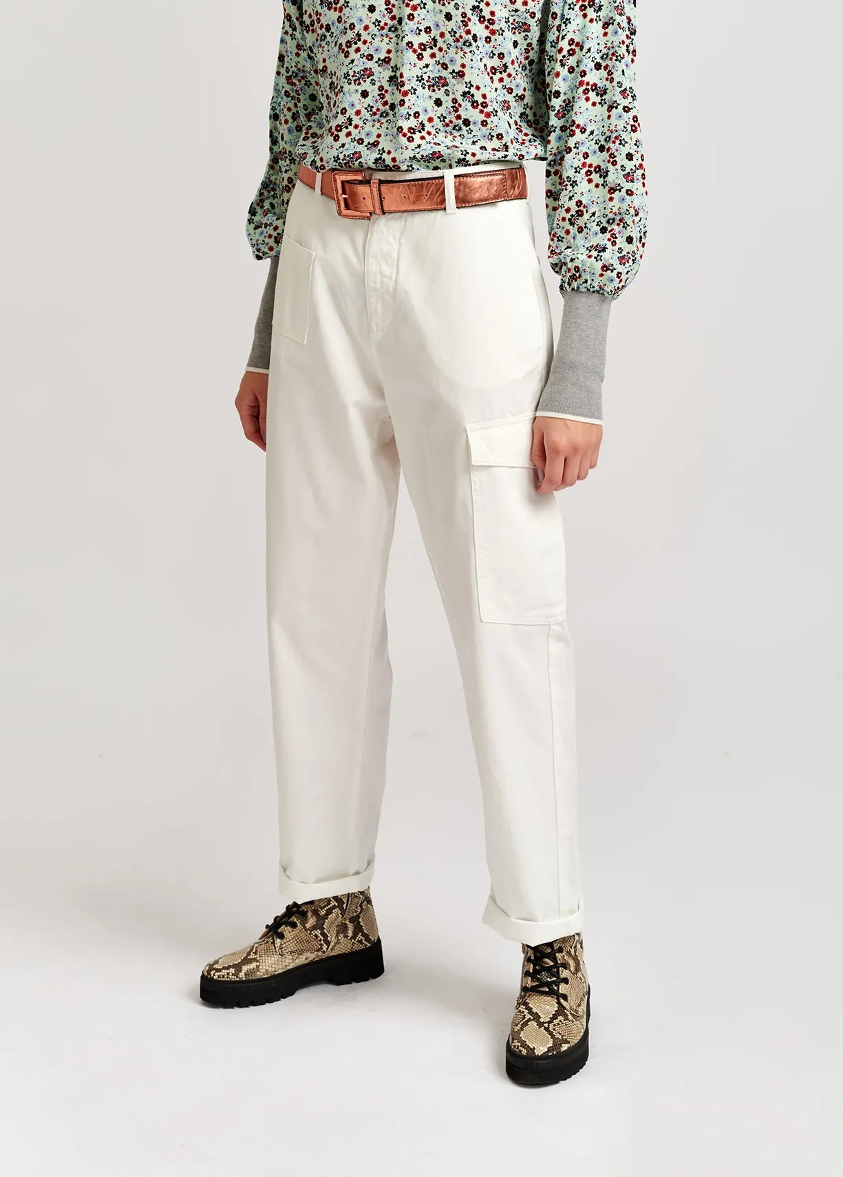 Off-white cotton cargo pants