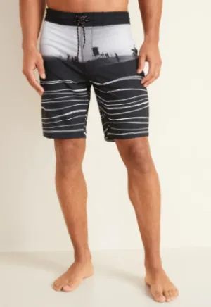 OLD NAVY CALIFORNIA Patterned Built-In Flex Board Shorts for Men