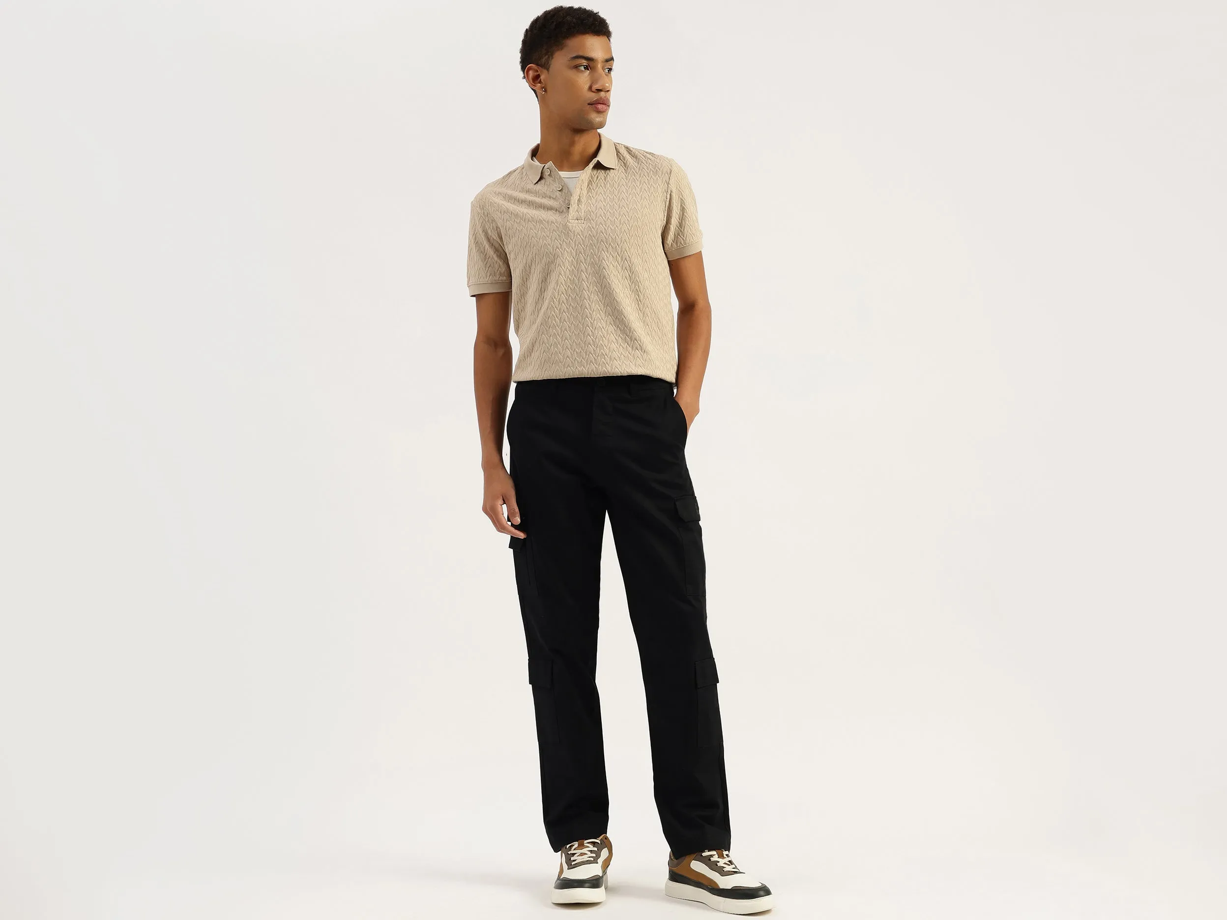 Solid Straight Fit Broken Twill Washed Cargo Pants