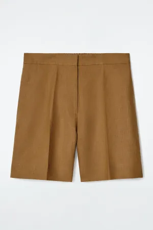Tailored elasticated linen shorts