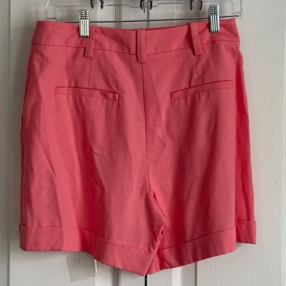 TRINA TURK WOMENS SHORTS, CORAL, size 2