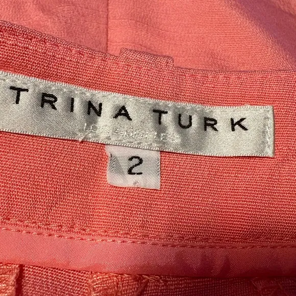 TRINA TURK WOMENS SHORTS, CORAL, size 2