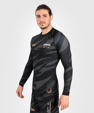 UFC Adrenaline by Venum Fight Week performance Rashguard A Manica Lunga - Urban Camo