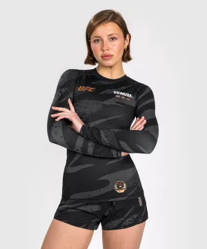 UFC Adrenaline by Venum Fight Week Rashguard A Manica Lunga da Donna - Urban Camo