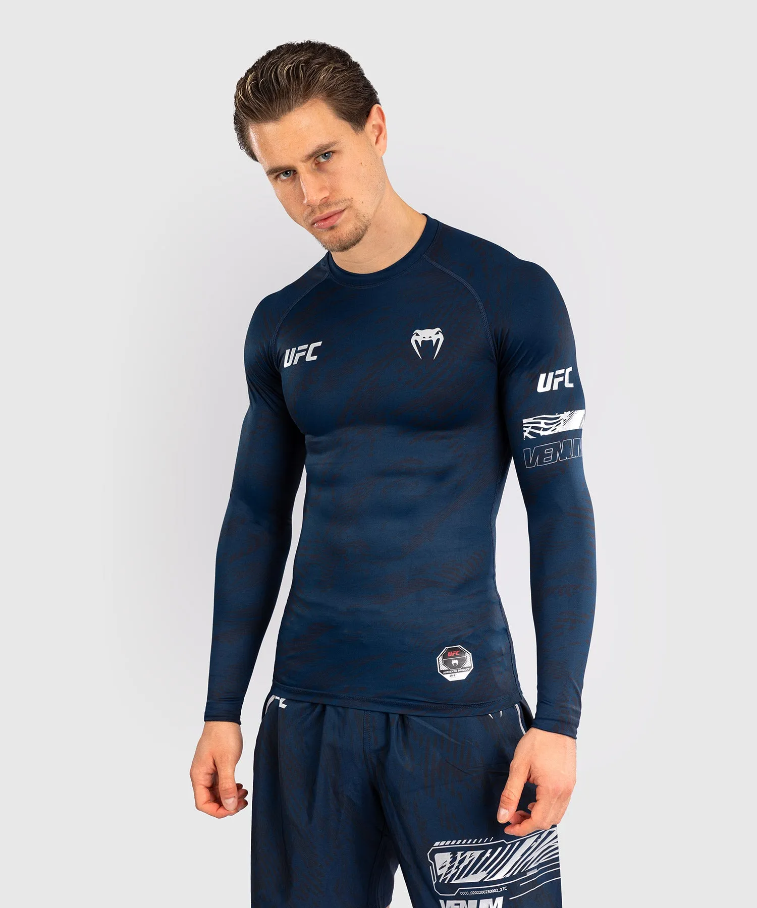 UFC Fusion by Venum Fight Week Rashguard a Manica Lunga Performance per Uomo - Blu oceanico