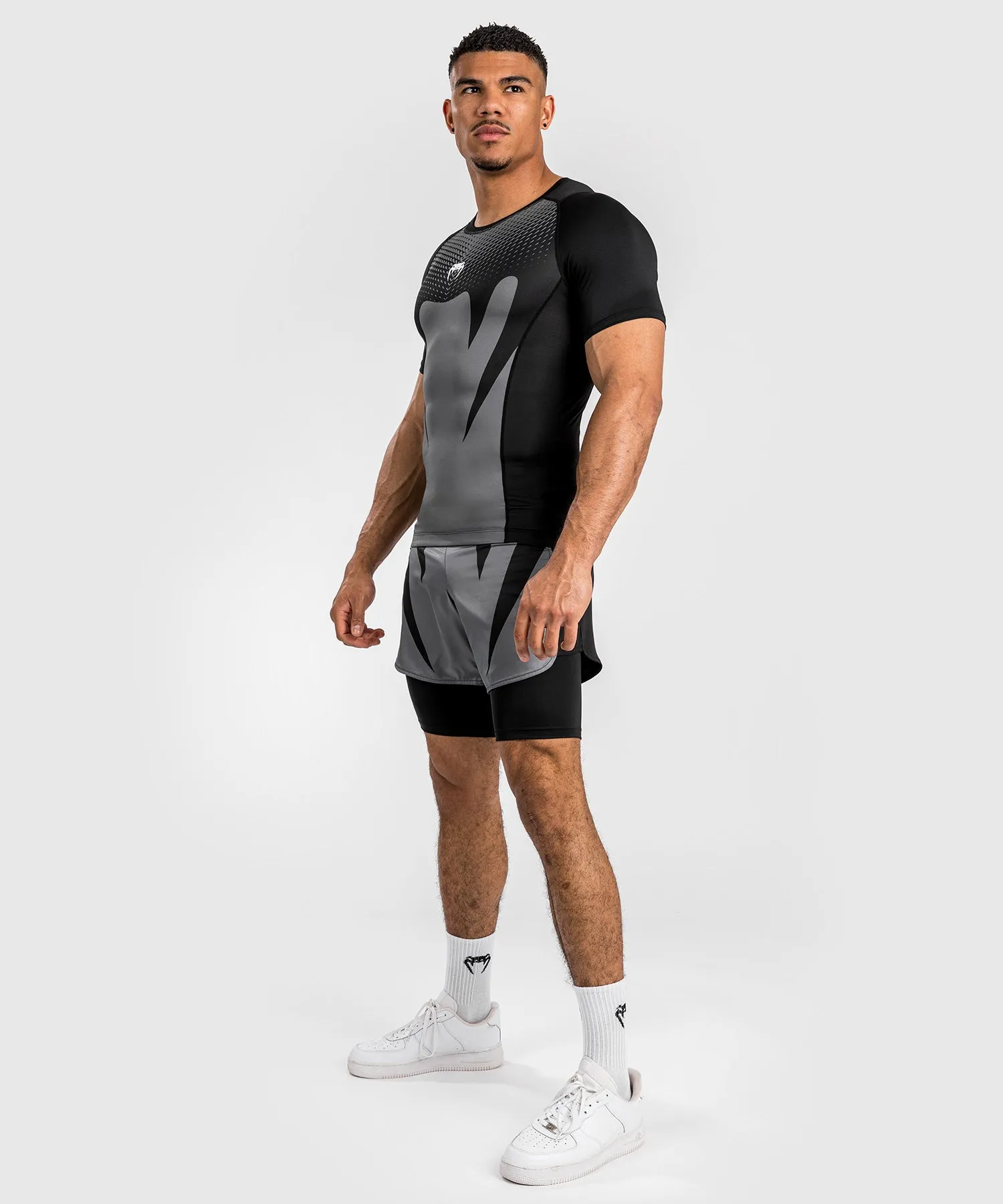 Venum Attack Heren Korte Mouw Rashguard - Zwart/Grijs