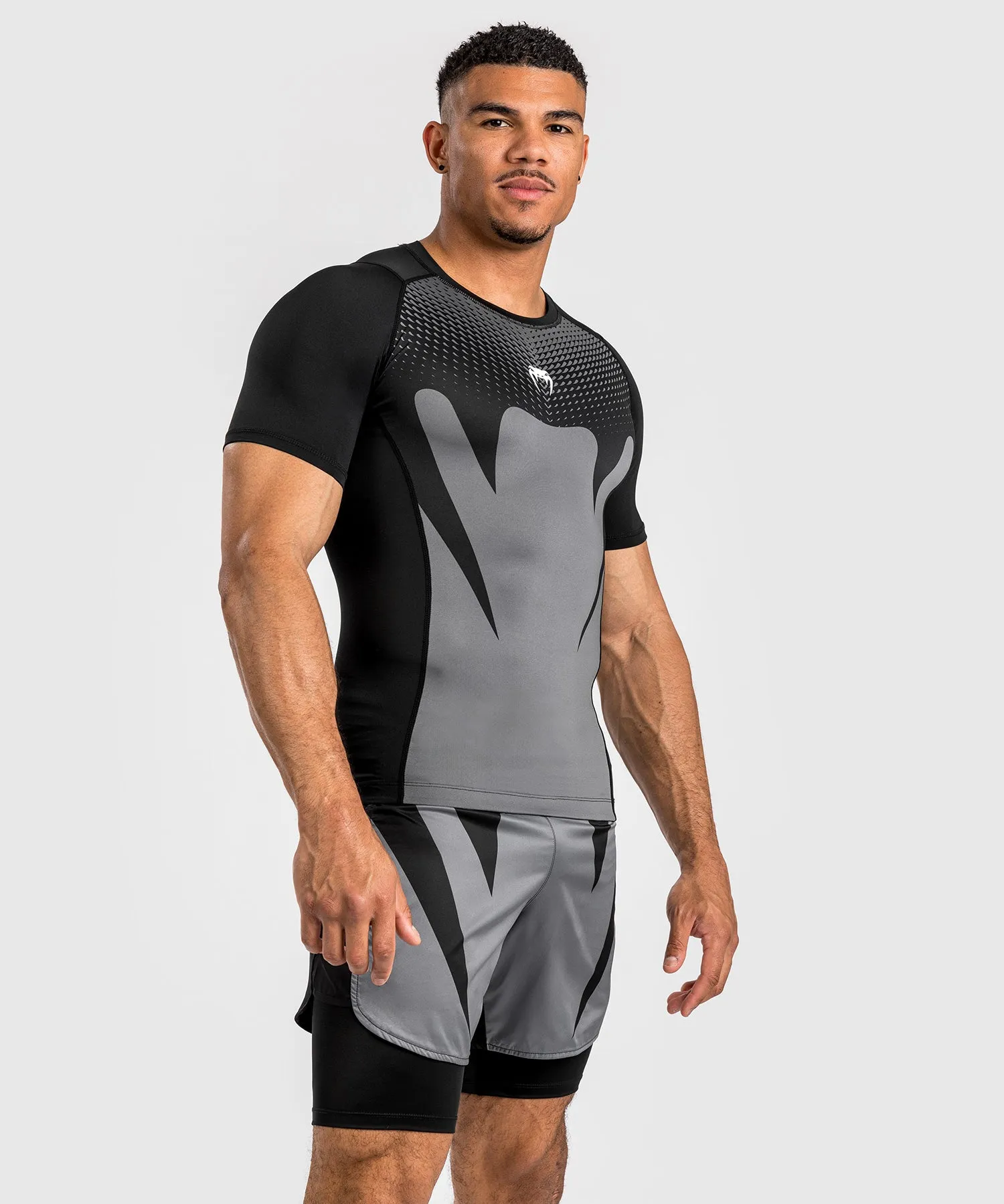 Venum Attack Heren Korte Mouw Rashguard - Zwart/Grijs
