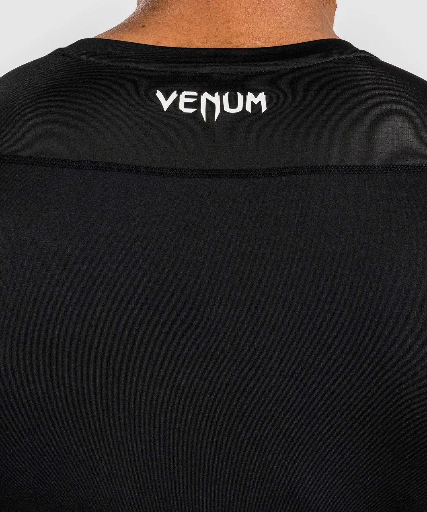 Venum Attack Heren Korte Mouw Rashguard - Zwart/Grijs