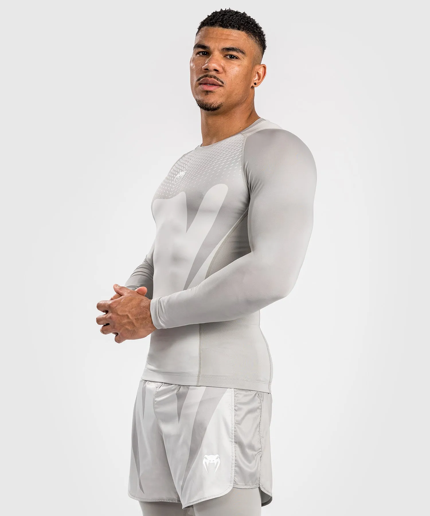 Venum Attack Rashguard a Maniche Lunghe da Uomo - Sabbia