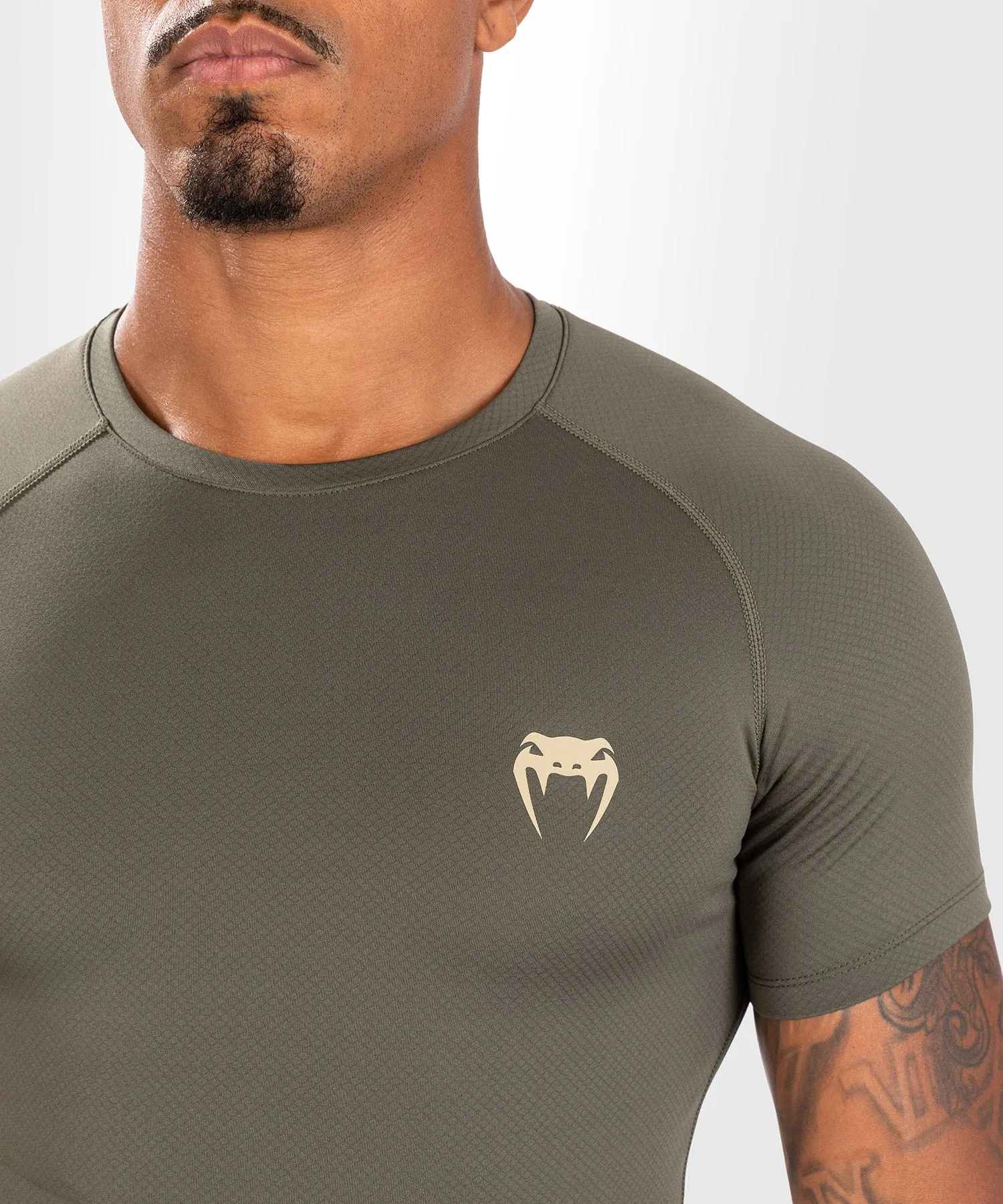 Venum Contender Rashguard a manica corta da uomo - Cachi