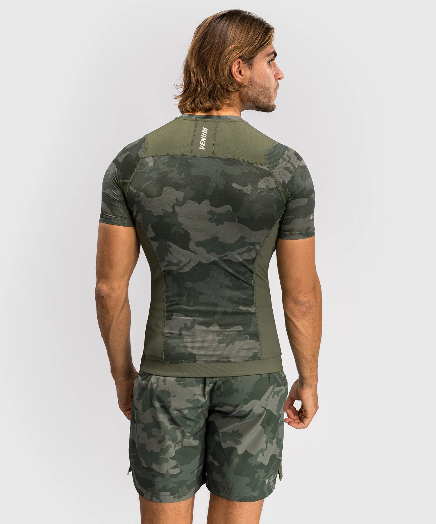 Venum G-Fit Air Rashguard Maniche Corte da Uomo - Camo Esercito