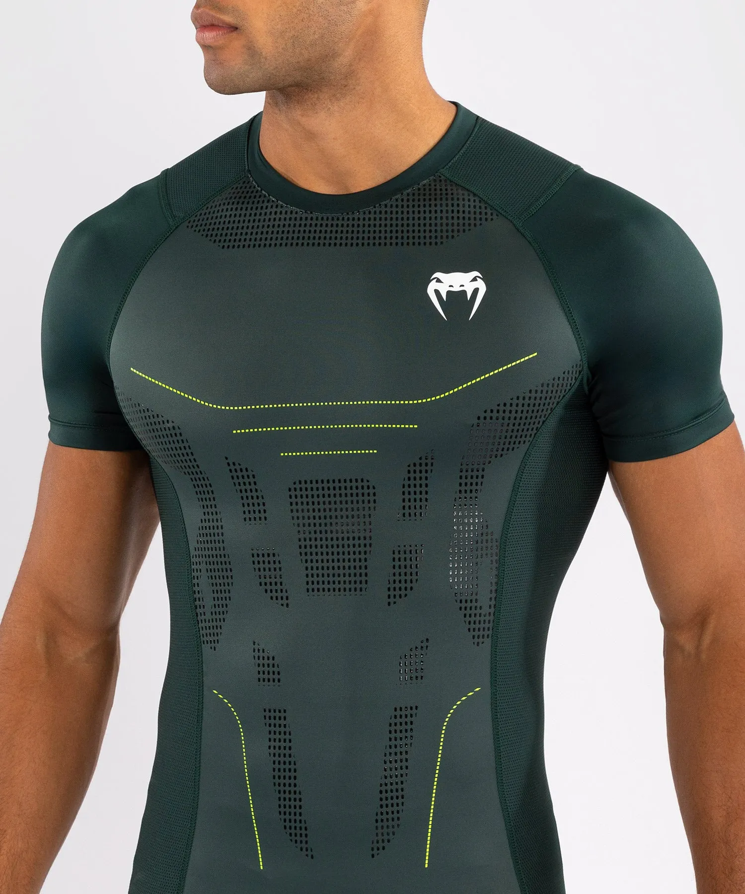 Venum Technical 3.0 T-shirt Rashguard - Bosgroen