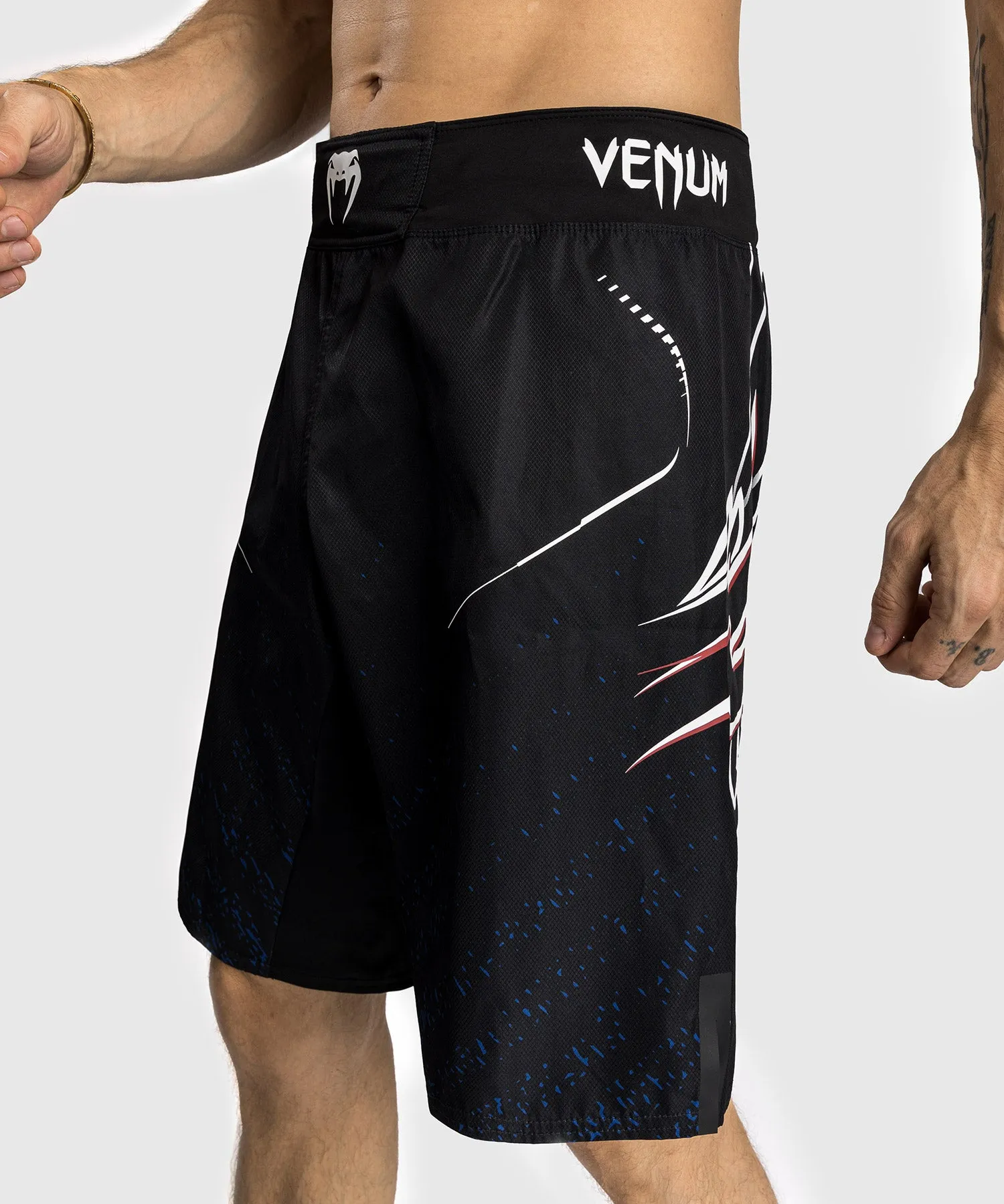 Venum x TEKKEN 8 - Jin Kazama Vecht Shorts - Blauw/Zwart/Wit