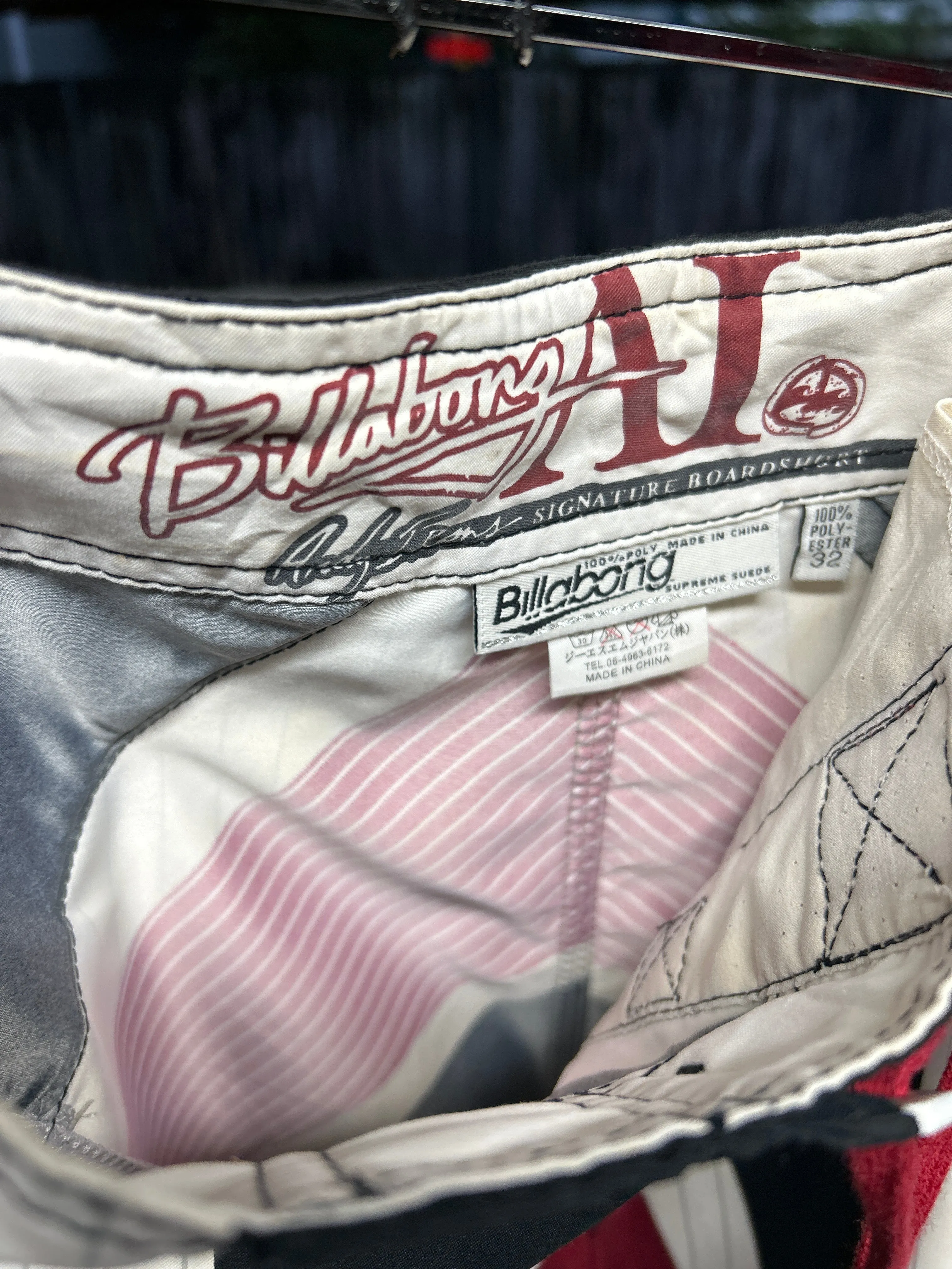 Y2K Andy Irons signature Billabong Boardshorts W32’ (rare)